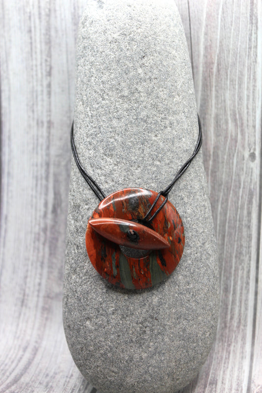 Moes Necklace