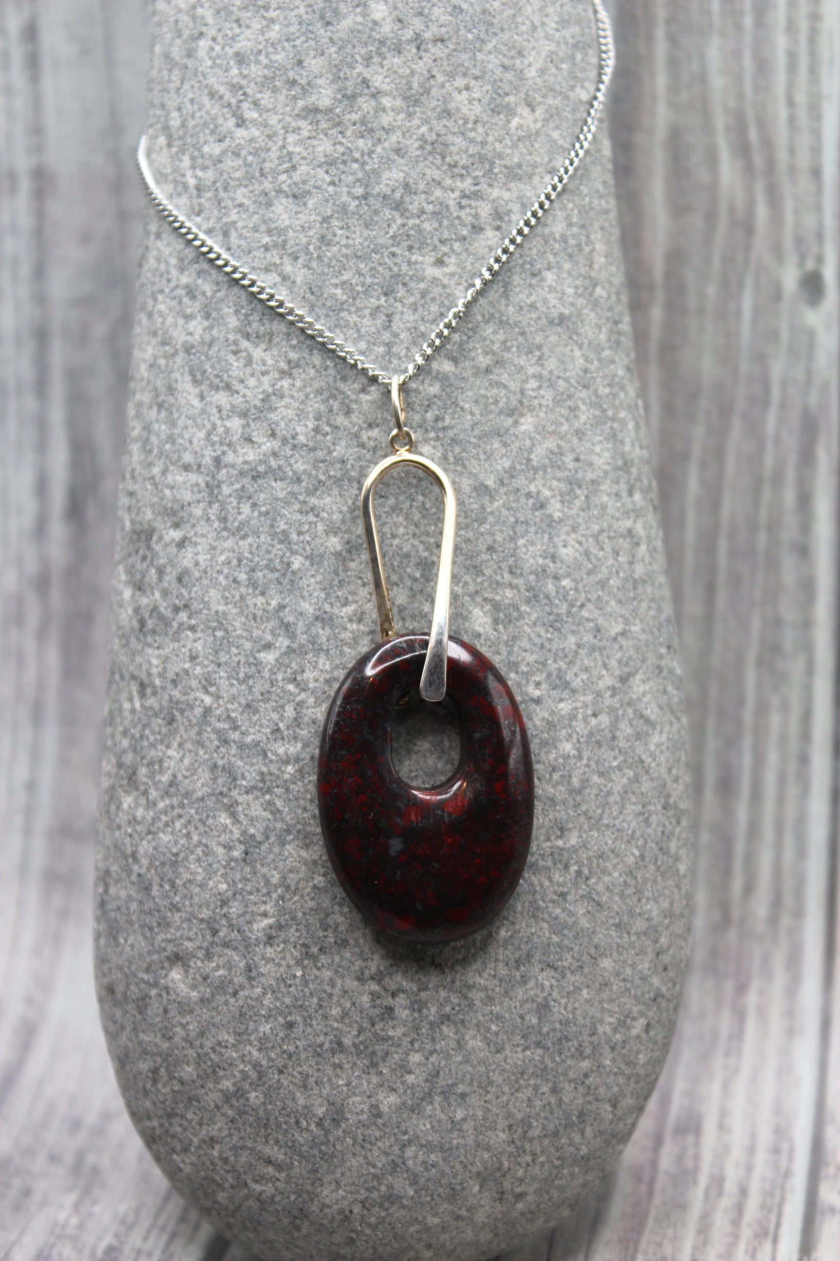 Quay Necklace