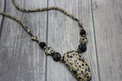 Nelly Necklace