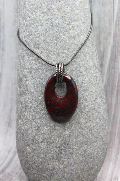 Quay Necklace