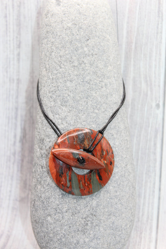 Moes Necklace