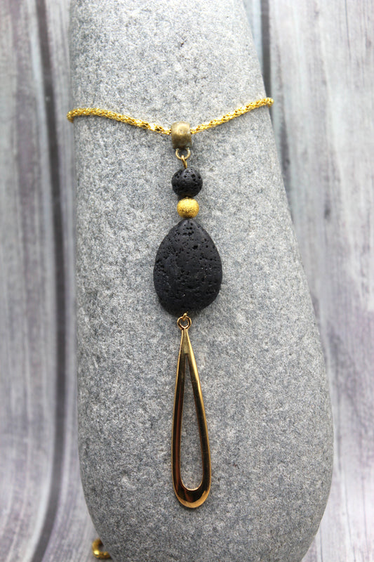 Livia Necklace